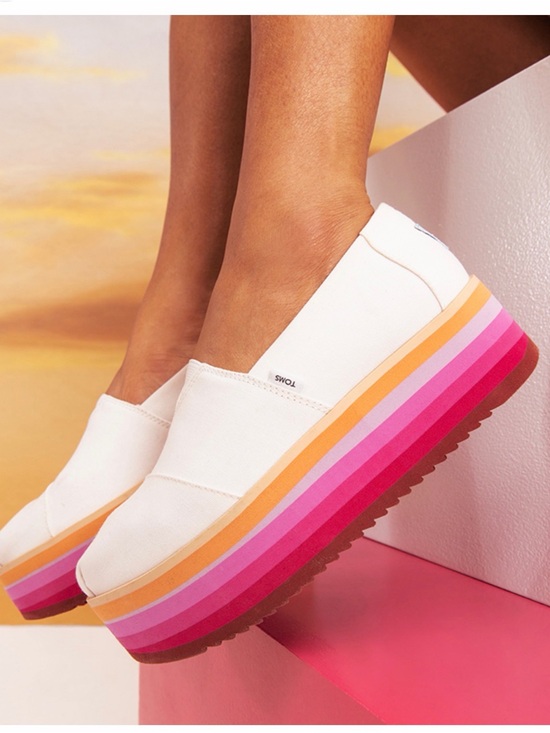 Toms Shoes - TOMS White Canvas Slip-On Platforms with Pink and Orange Gradient Sole